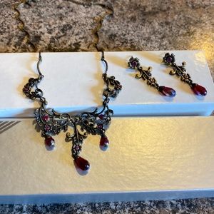 listing-status-banner